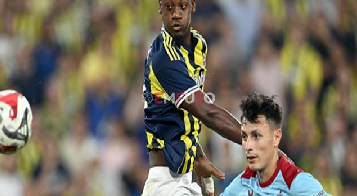 Fenerbahçe’de sakatlık şoku! Devam edemedi…