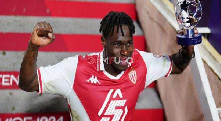 Galatasaray’dan stoper hamlesi! 40 milyon Euro…