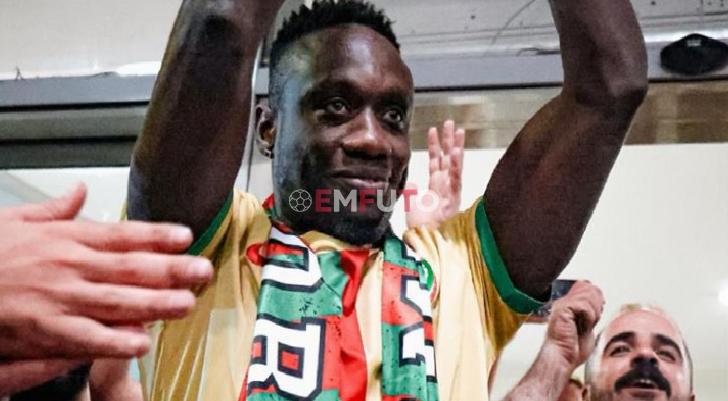 Mbaye Diagne 2 yıllık imzayı attı! “Hedefim en az 25 gol”