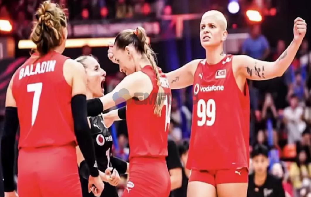 dunya-sporu-turkun-gucunu-gordu-voleybol-basketbol-ve-futbolda-gosteri-0-n9ifiwPh Dünya Sporu Türk'ün gücünü gördü! Voleybol, Basketbol ve Futbol'da gösteri...