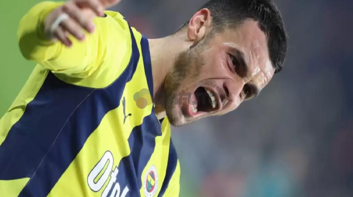 fenerbahcede-kiralik-ask-alevlendi-transferi-icin-takip-basladi-1-mJtqkaDL Fenerbahçe'de kiralık aşk alevlendi! Transferi için takip başladı...