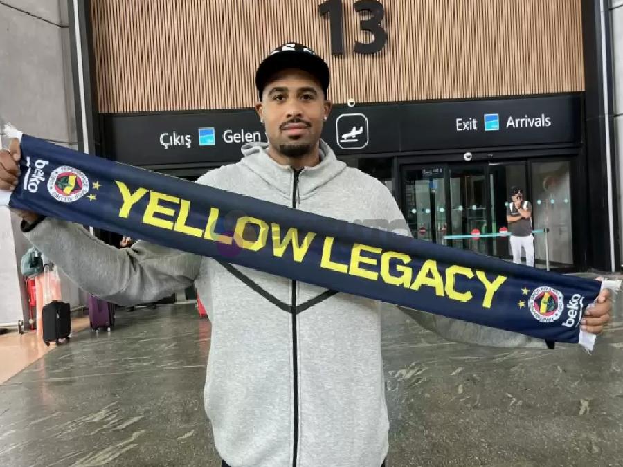 fenerbahcenin-yeni-transferi-istanbulda-0-vr9Wb2dp Fenerbahçe'nin yeni transferi İstanbul'da!