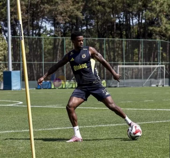 fenerbahceye-mujdeli-haber-geldi-0-GutEuXQu Fenerbahçe'ye müjdeli haber geldi!