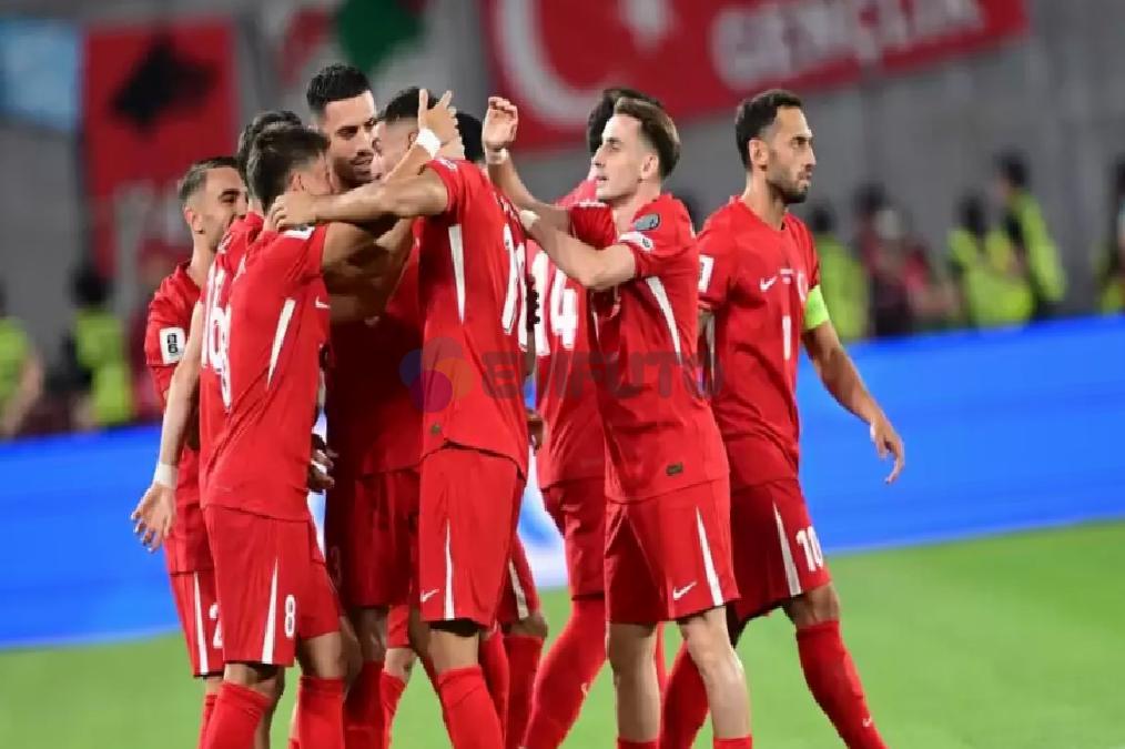 gurcistan-karsisinda-5-dakikada-kirmizi-kart-goren-baris-alpere-tavsiye-ya-arabistana-git-ya-43MI5Lem Gürcistan karşısında 5 dakikada kırmızı kart gören Barış Alper'e tavsiye: "Ya Arabistan'a git ya da..."