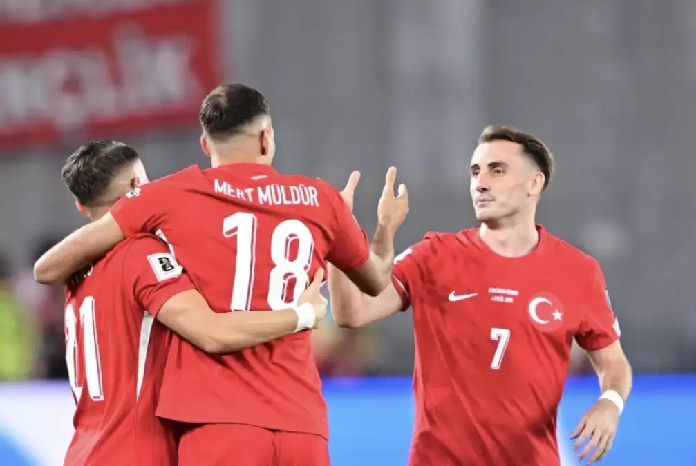 ibrahim-haciosmanoglu-mac-sonu-acti-agzini-yumdu-gozunu-bunlar-vatan-haini-0-bDSGEj12 İbrahim Hacıosmanoğlu, maç sonu açtı ağzını yumdu gözünü: "Bunlar vatan haini!"