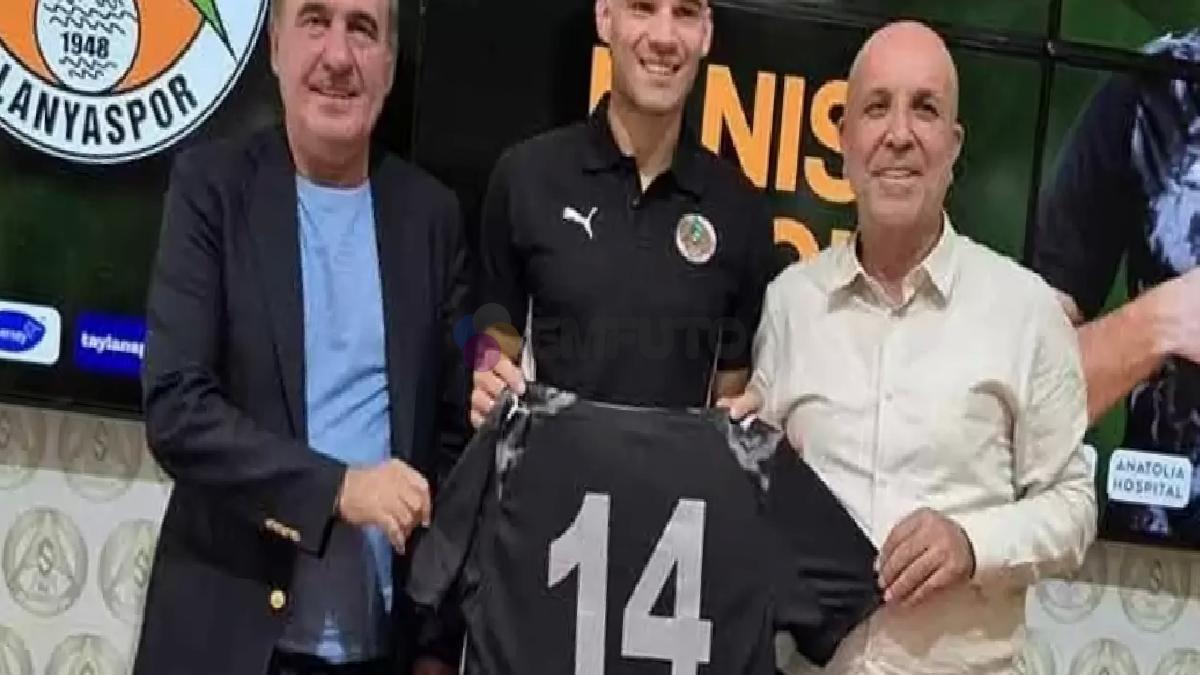 nihat-kahveci-muhtesem-ligin-yeni-yildizini-kiymetlendirdi-beklentileri-karsilayamadi-0-Ye5rBReB Nihat Kahveci, Muhteşem Lig'in yeni yıldızını kıymetlendirdi: "Beklentileri karşılayamadı"