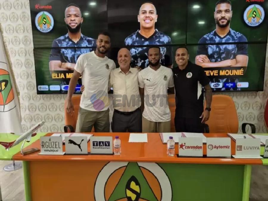 super-lig-takimi-son-gun-gosteri-yapti-3-transferi-birden-acikladi-0-usUnaAcS Süper Lig takımı son gün gösteri yaptı! 3 transferi birden açıkladı