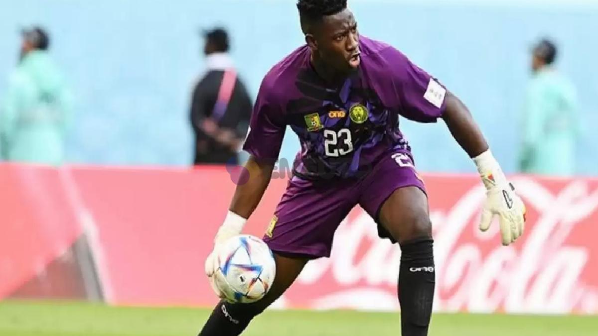 trabzonsporun-kaleci-adayi-sikinti-anlar-yasadi-taraftar-alana-indi-ortalik-karisti-0-DlSCFpaK Trabzonspor'un kaleci adayı sıkıntı anlar yaşadı! Taraftar alana indi, ortalık karıştı