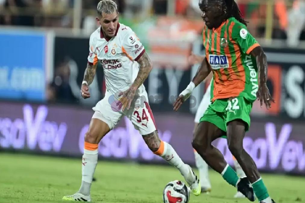 galatasarayi-uzen-haber-devre-ortasinda-bayginlik-yasadi-oyundan-cikti-0-5mkixxIY Galatasaray'ı üzen haber! Devre ortasında baygınlık yaşadı, oyundan çıktı...