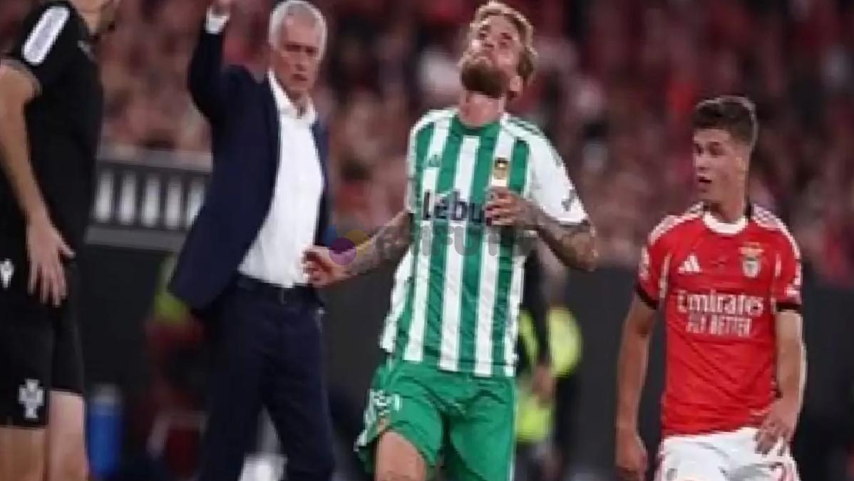 mourinhodan-flas-sozler-bu-kadroda-kimlik-yok-0-ha1f1gCr Mourinho'dan flaş sözler! ''Bu kadroda kimlik yok''