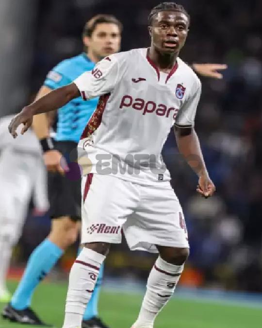 bitmek-bilmeyen-gucuyle-fark-yaratti-oulaiden-goz-kamastiran-performans-0-rFzFbI1j Bitmek bilmeyen gücüyle fark yarattı: Oulai’den göz kamaştıran performans!